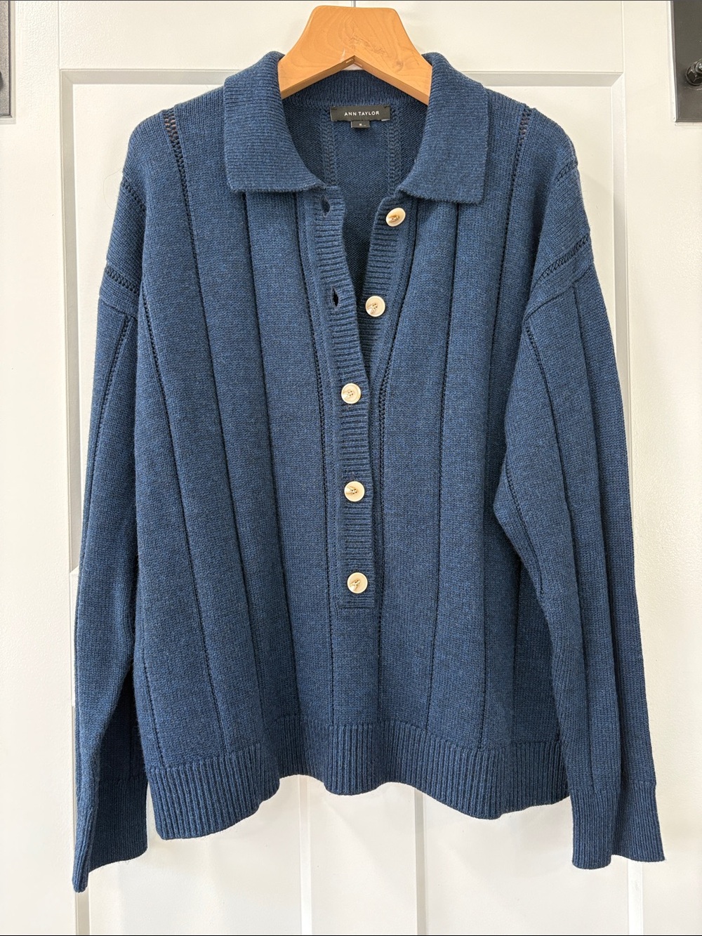 Ann Taylor Navy Blue Ribbed Polo Button-Front Knit Cardigan Sweater Size Medium
